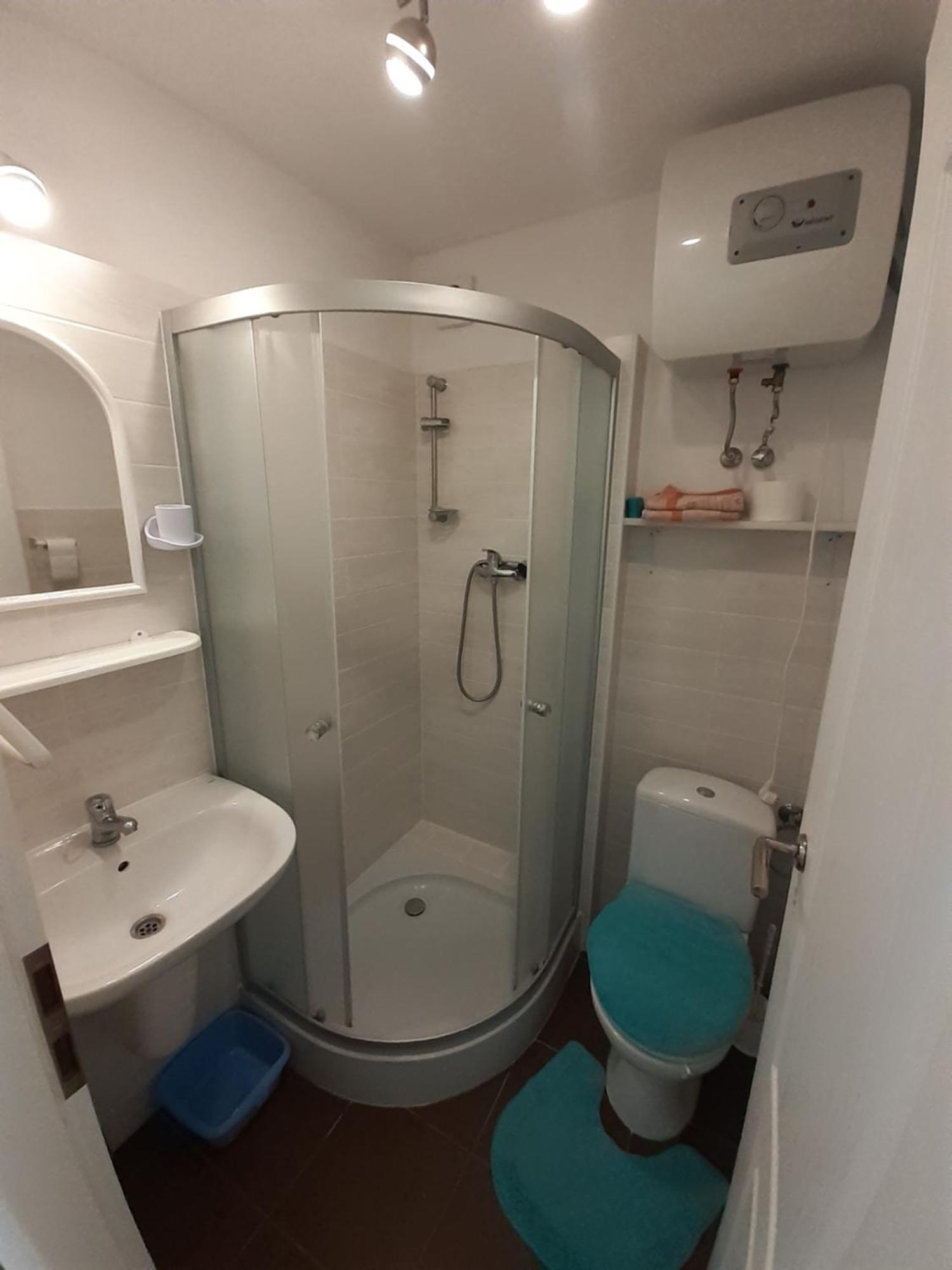 Wynajem Apartamentow I Pokoi. Устроне Морске Екстериор снимка